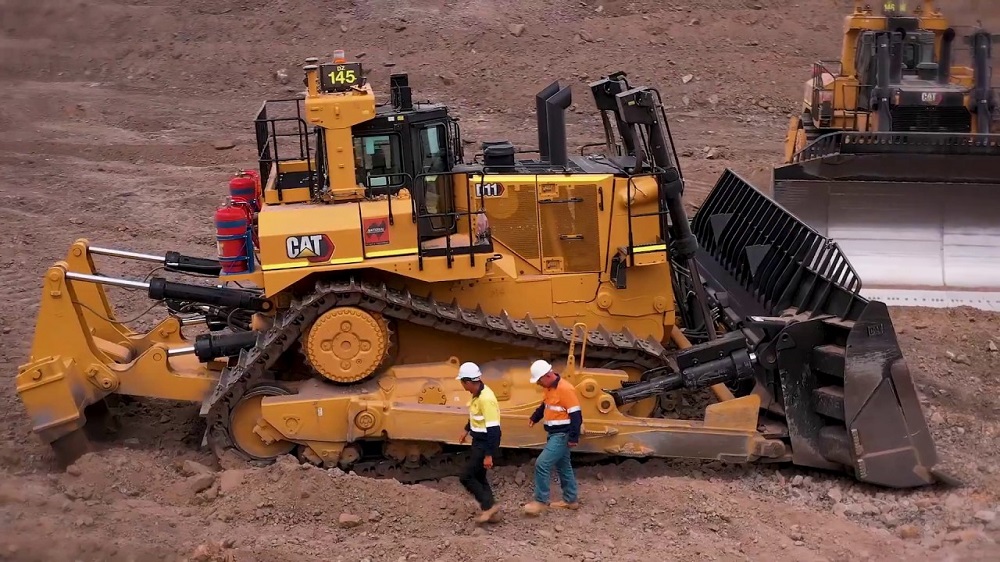 The largest bulldozer of the world's Specifications & Advantages | Daya Charan & Company
